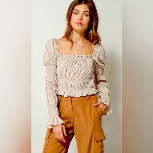 Line & Dot Revolve PIPPA SMOCKED TOP
$95.00 MSRP